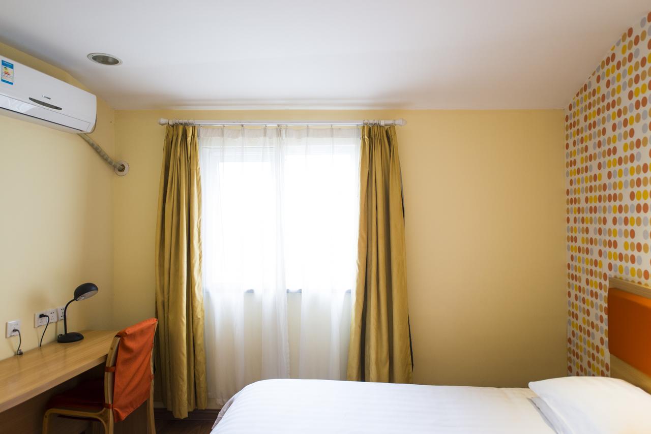 Home Inn Chengdu North Kehua Road Sichuan University מראה חיצוני תמונה